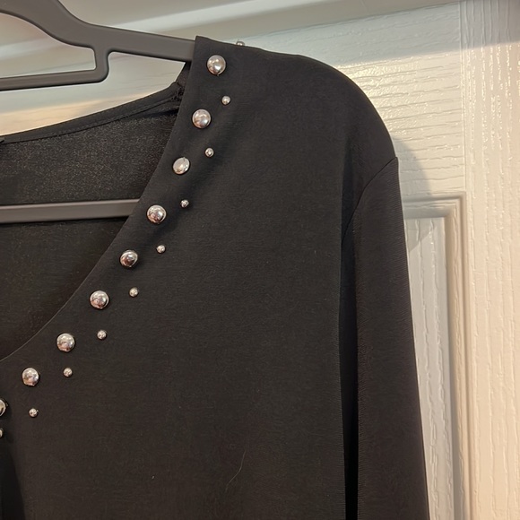 INC Women’s Embellished Cut-out Top Large - Picture 4 of 9